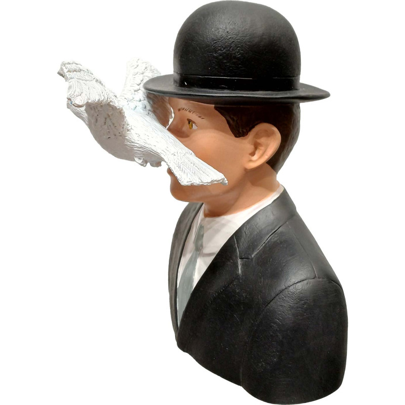 Magritte L Homme Au Chapeau Melon 16 Cm Figurine